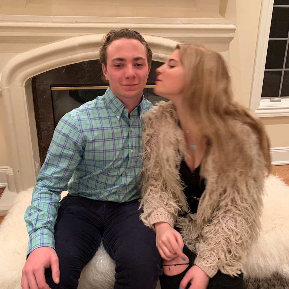 Meet your Posher, Mia